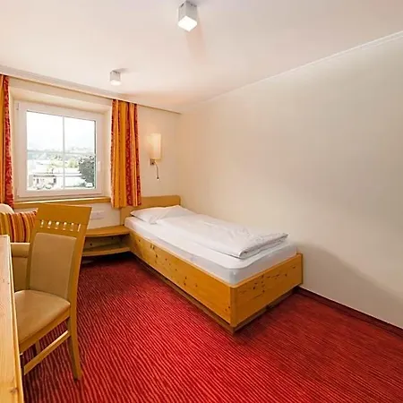 Otel Braeurup