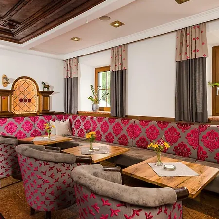 Ξενοδοχείο Braeurup 4*